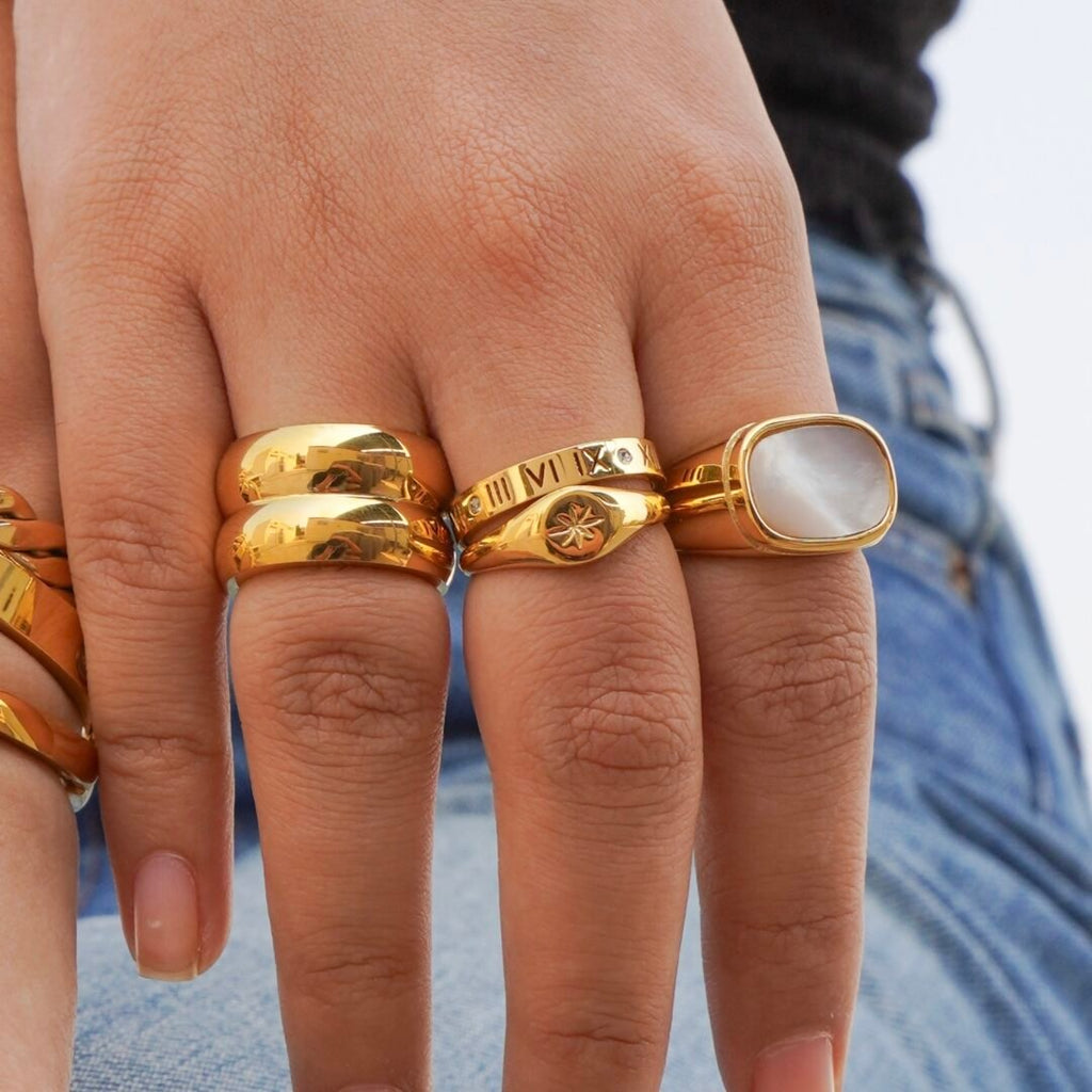 Duo Thick Ring — close-up of the two thick bands