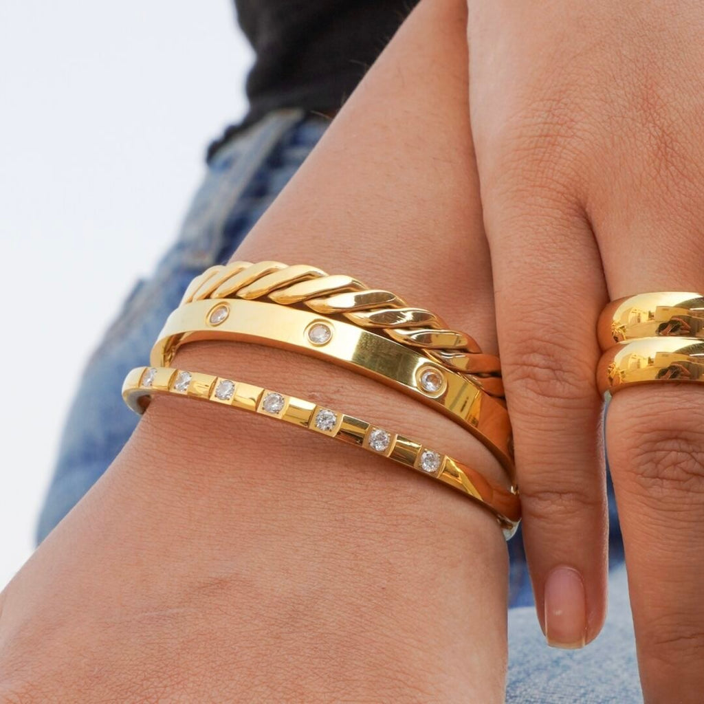Twisted Cuff — close-up of twisted cuff detail