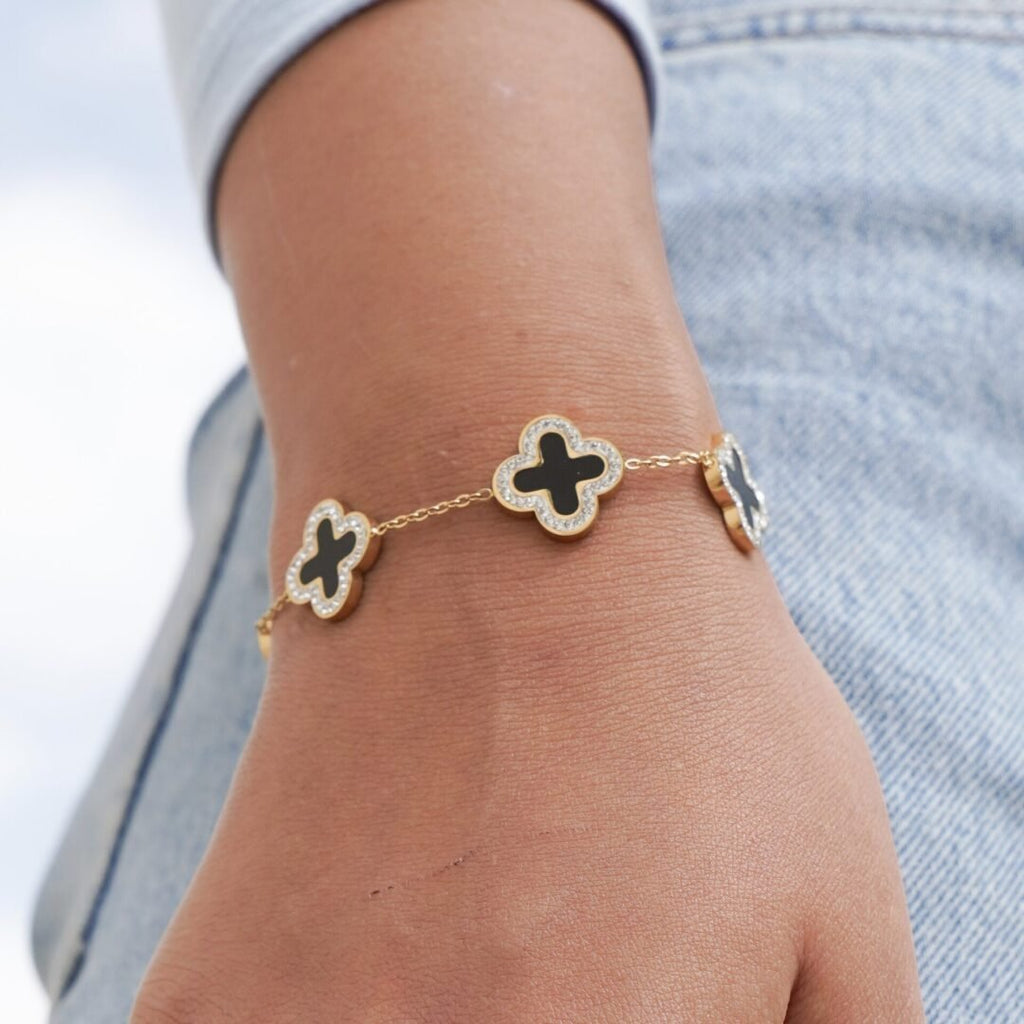 Queen Clover Bracelet — clover chain bracelet in 14k gold-plated stainless steel, front view