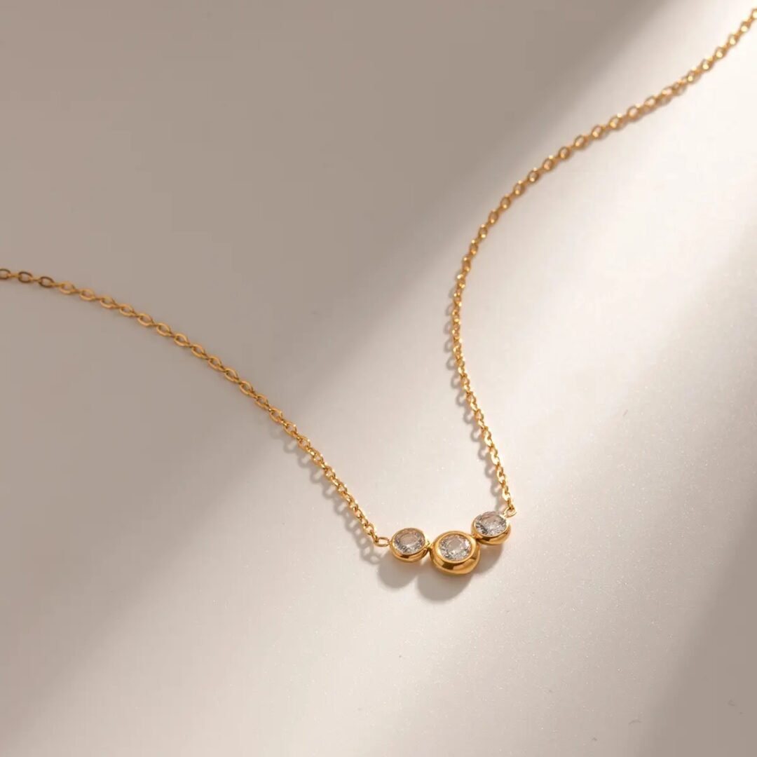 Trix — close-up of zircon pendant detail