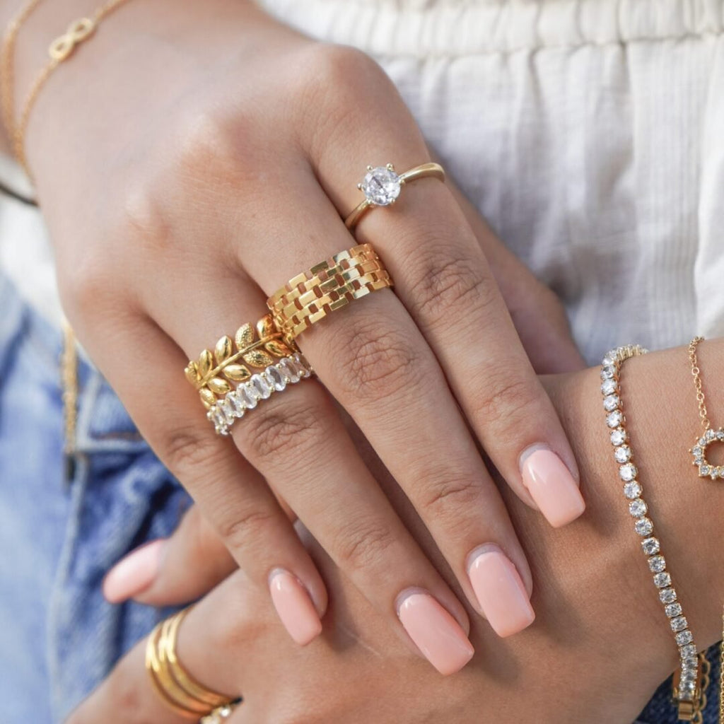 Icy Ring White — zircon ring worn on the finger