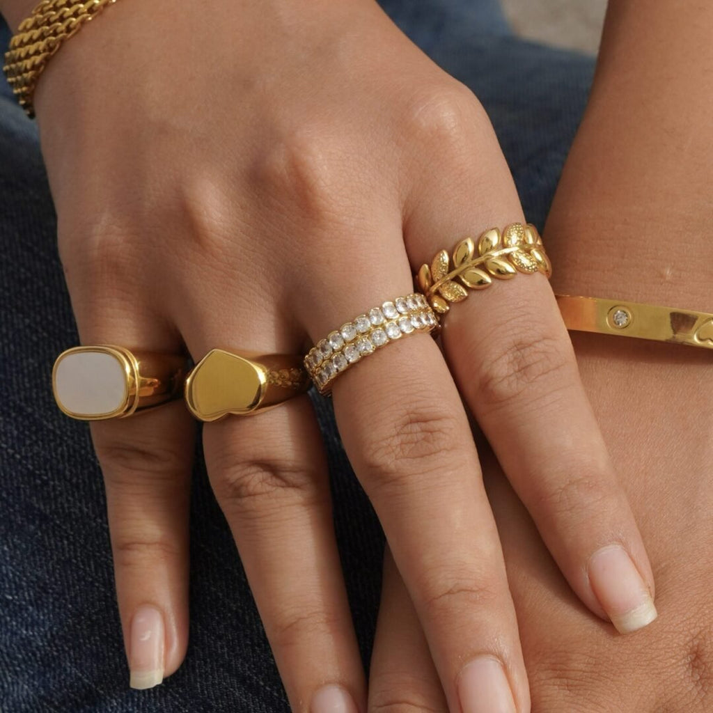 Twin Crystal Ring — zircon ring worn on the finger