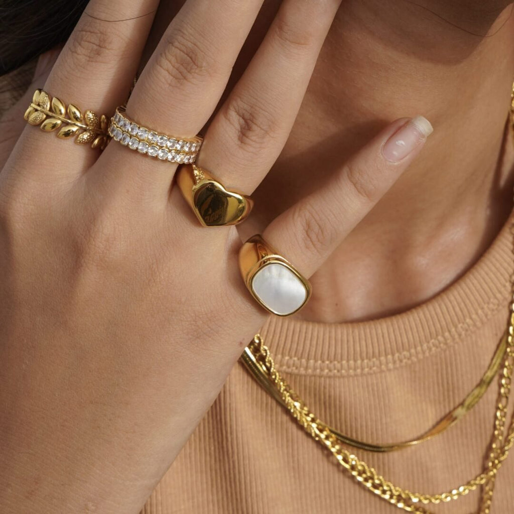 Hera Ring — gold band worn on the finger