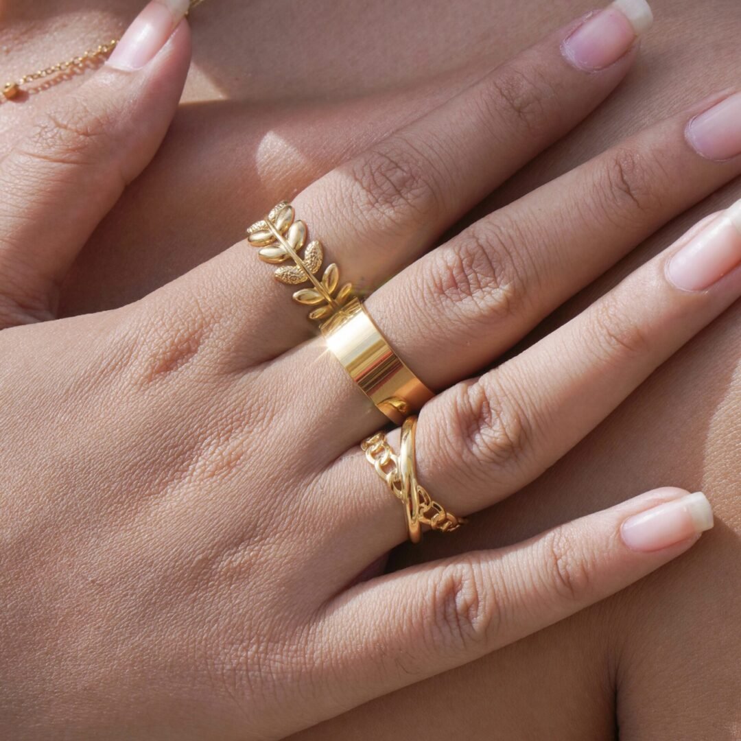 Crossed Band Ring — crossover ring worn on the finger