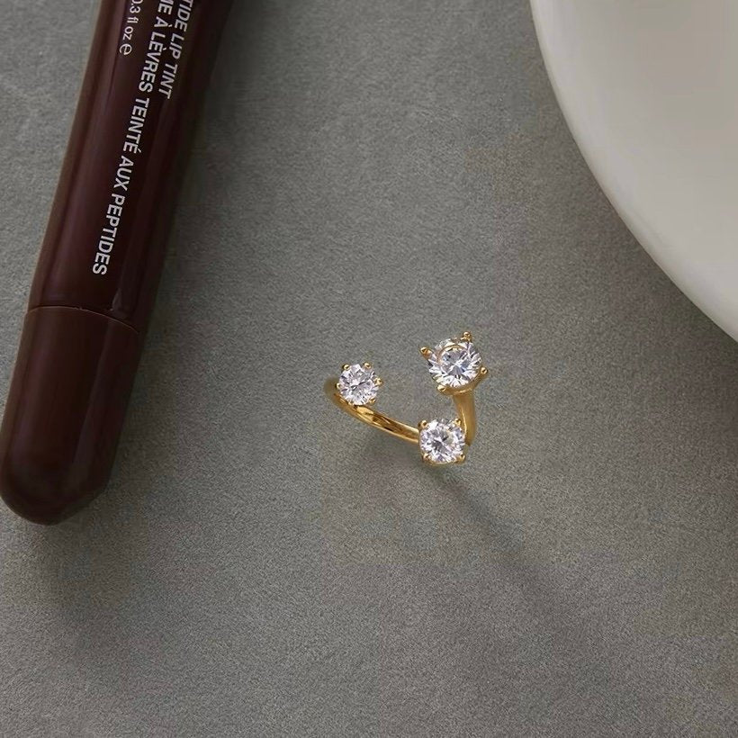 Trinity — triple band ring worn on the finger