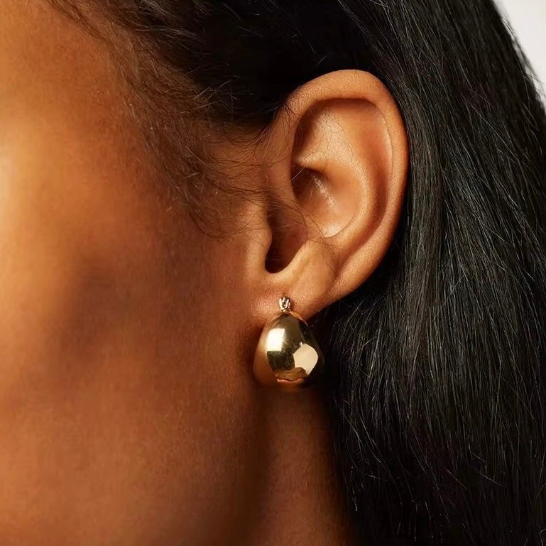 Belle Hoops — close-up of 18k gold plating on stainless steel hoop