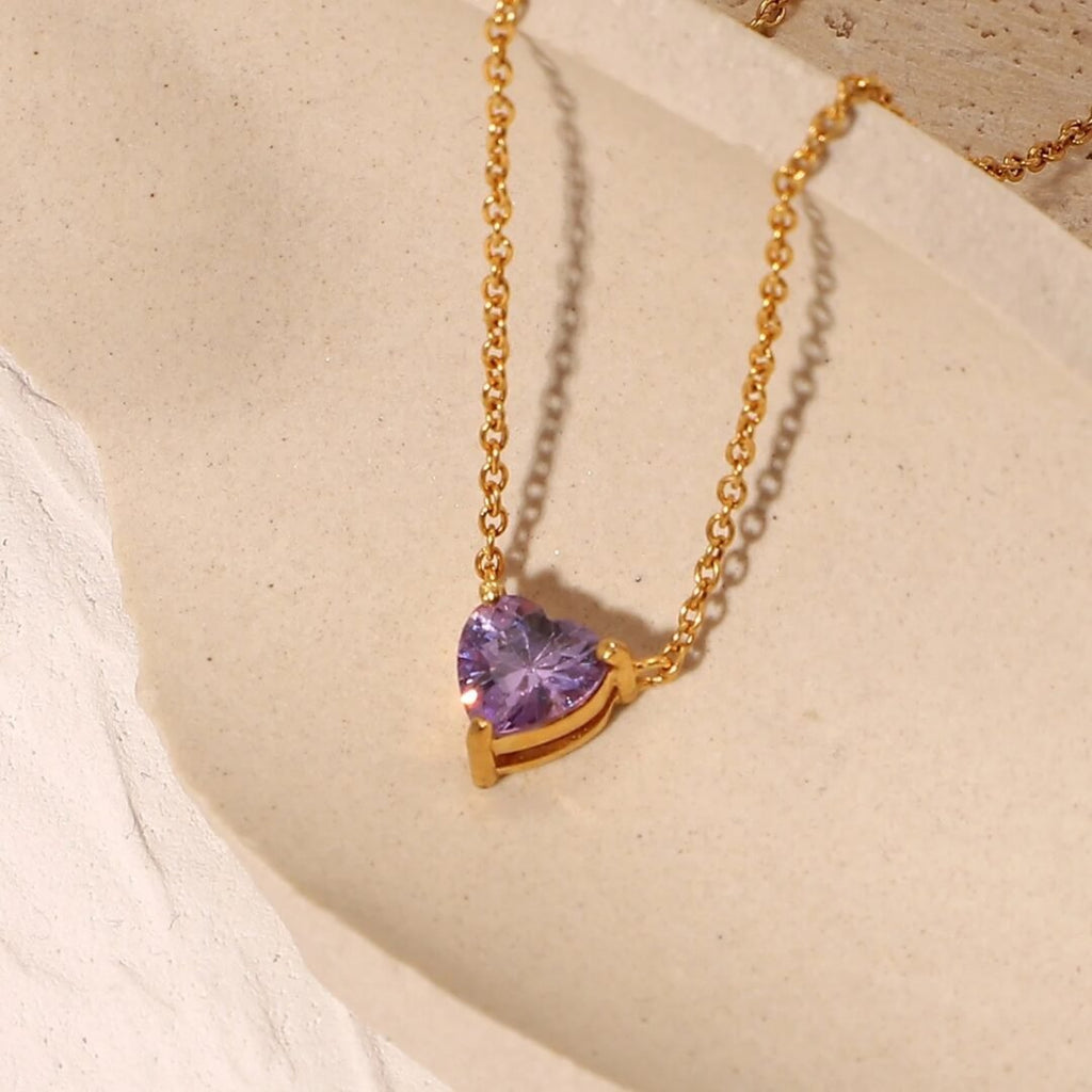 Gem Heart — gold-plated heart pendant, detail