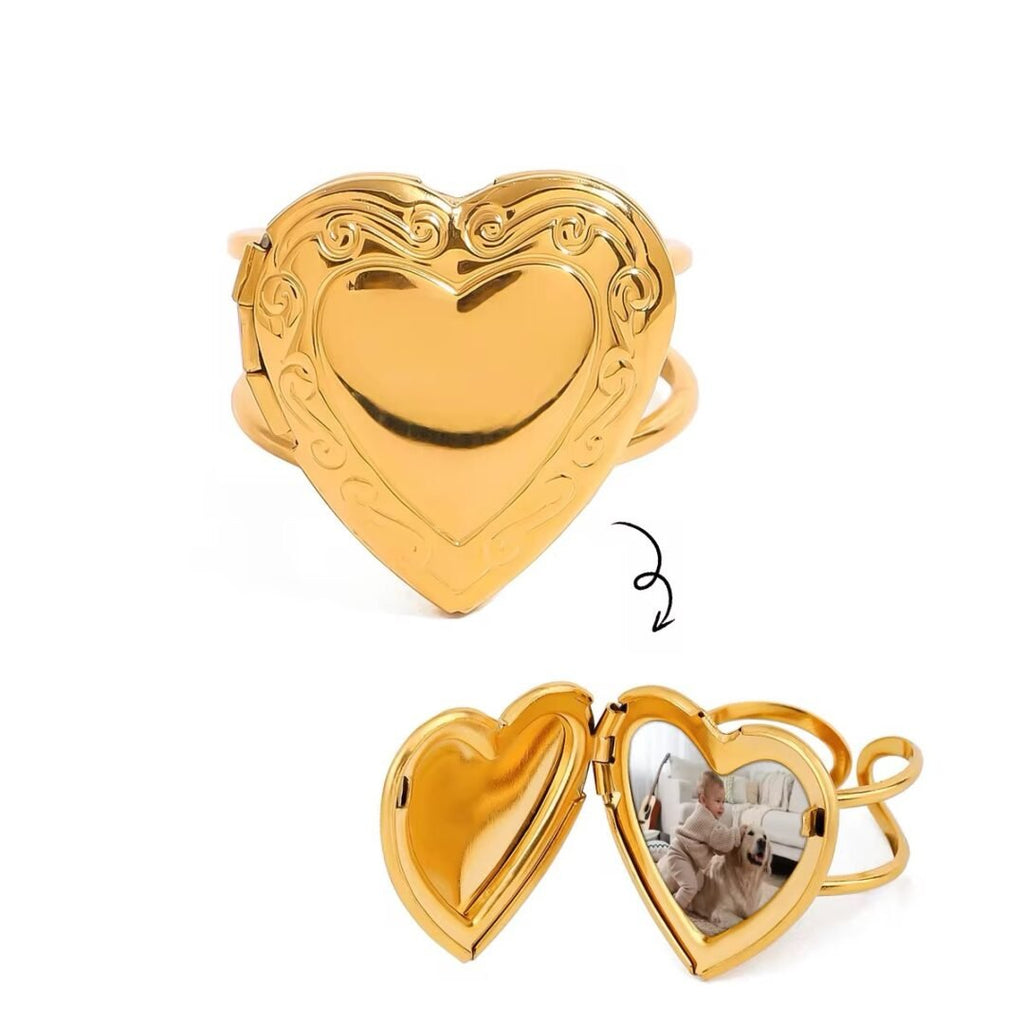 Texture Heart Picture Ring — textured heart-face ring in 18k gold-plated stainless steel, front view