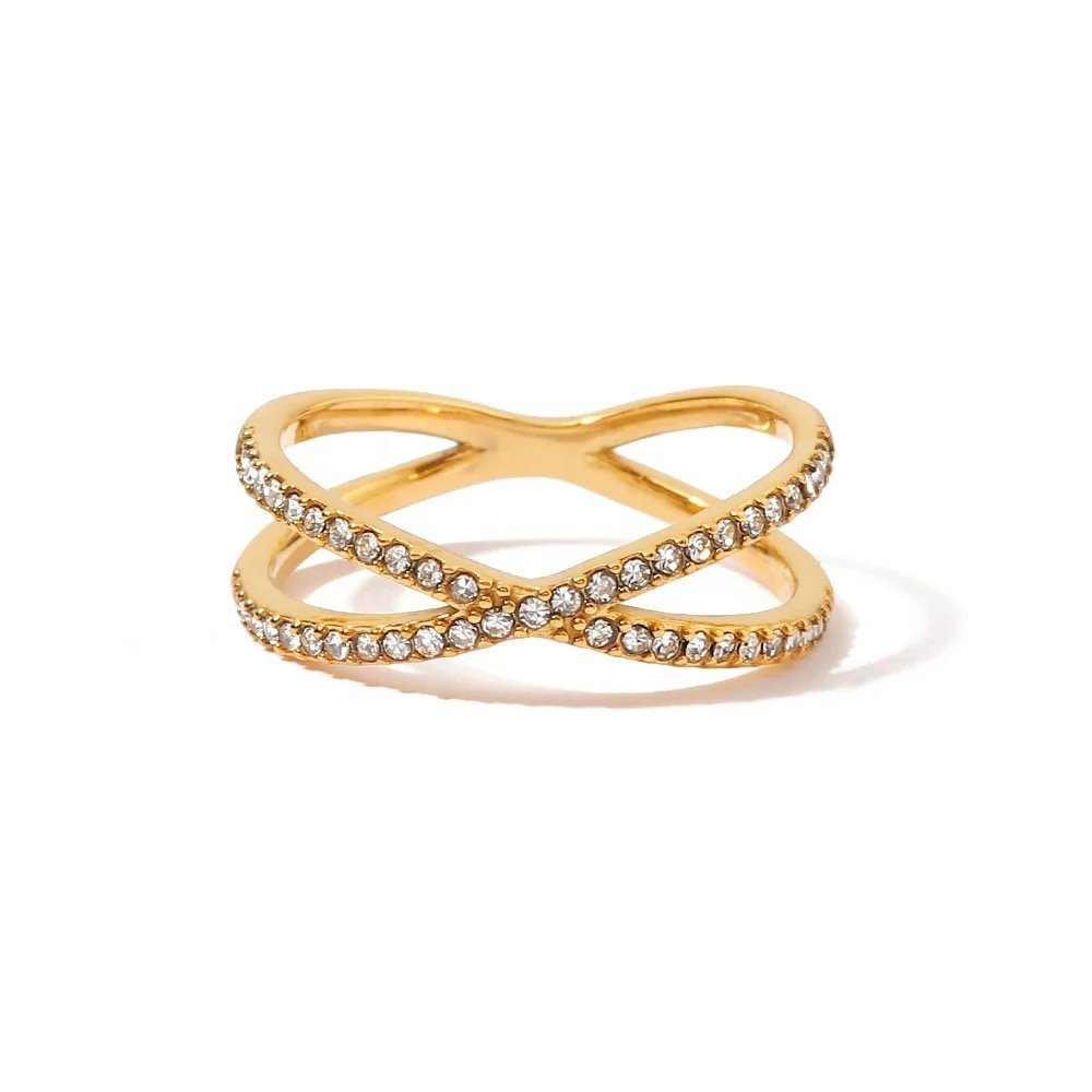 Ella Ring — size 7 gold-plated band ring, front view