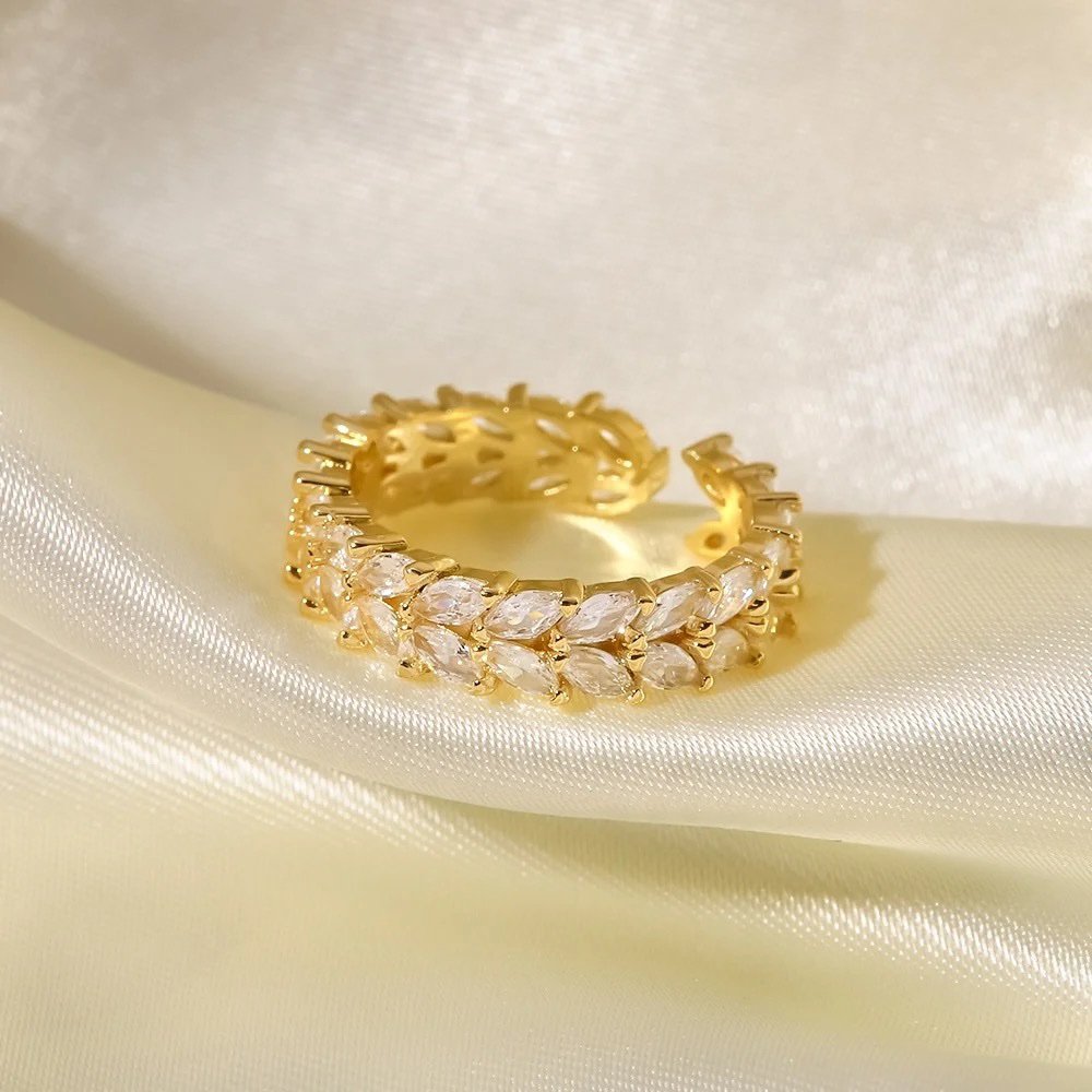 Vine Ring — adjustable open band, side view