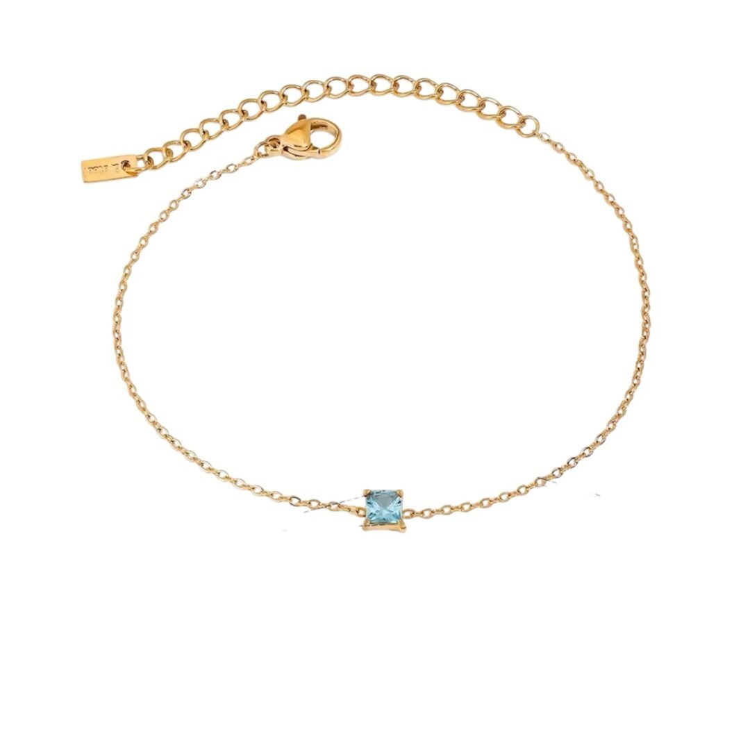 Gem Bracelets — close-up of zircon setting on fine chain